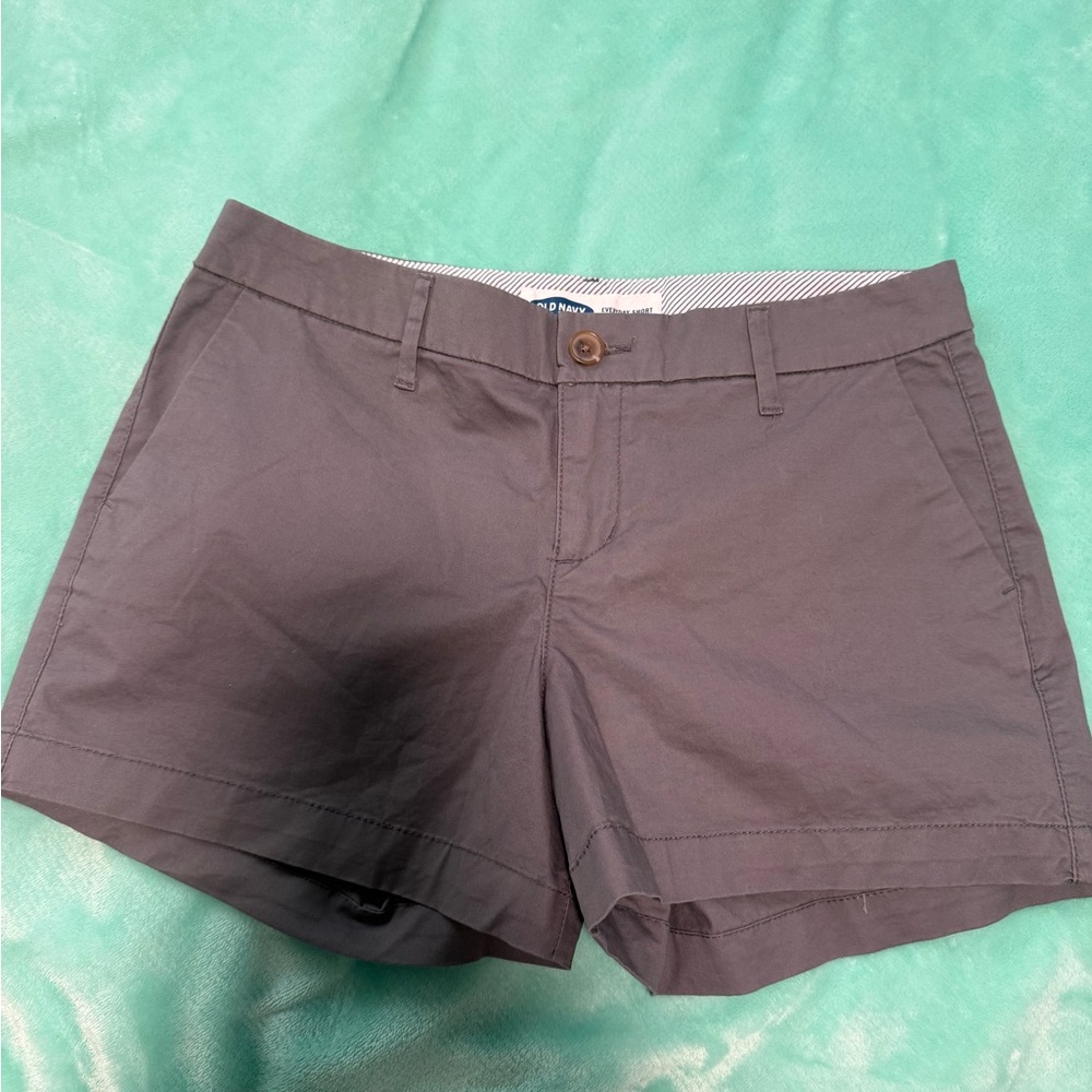 Old Navy Women's Grey Everyday Shorts